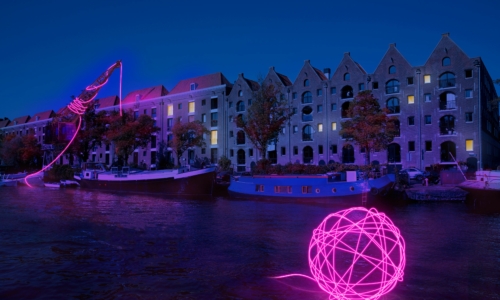 Overnight stay in the heart of Amsterdam + Amsterdam Light Festival Cruise