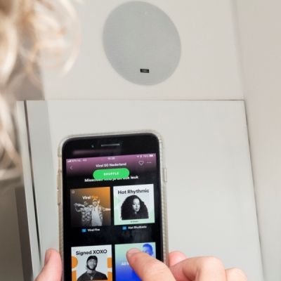 Dampf Speaker Comfort Deluxe Room - Hotel Delft