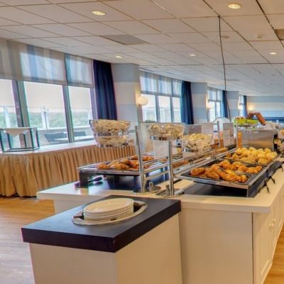 360º foto Ontbijtbuffet en Noordzeeserre Strandhotel Seeduyn